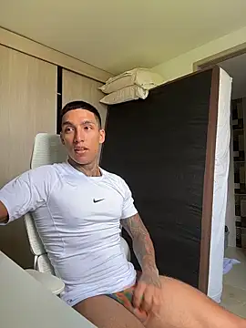 Snapshot of sendfer chatting on February 2026 07:10:02 PM sendfer online show from February 2026 07:10:02 PM