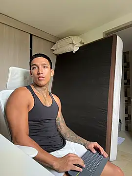 Snapshot of sendfer chatting on February 2026 07:12:02 PM sendfer online show from February 2026 07:12:02 PM