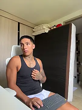 Snapshot of sendfer chatting on March 2026 07:07:02 PM sendfer online show from March 2026 07:07:02 PM