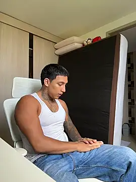 Snapshot of sendfer chatting on April 2026 08:28:02 PM sendfer online show from April 2026 08:28:02 PM