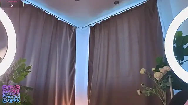 SoniaScott online show from April 2026 02:37:02 AM