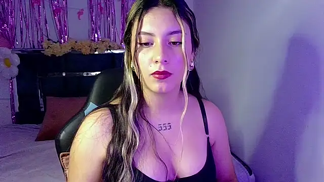 Lia 14  online show from October 2025 11:16:01 PM