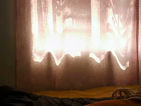 cindy mia online show from September 2025 10:48:01 AM