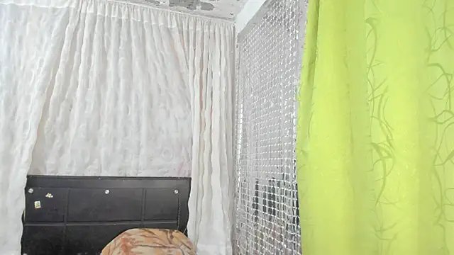 Snapshot of Megan_Miles02 chatting on February 2025 03:02:02 AM Megan Miles02 online show from February 2025 03:02:02 AM