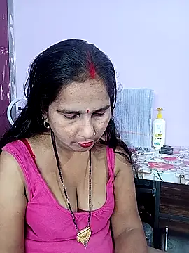 reemacouple007 online show from March 2026 06:24:02 PM