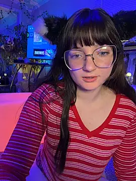 urpuppymoon online show from February 2026 08:37:01 AM