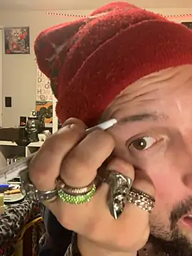 Snapshot of BobbyQ29 chatting on November 2025 04:53:01 PM BobbyQ29 online show from November 2025 04:53:01 PM