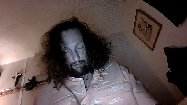 Snapshot of BobbyQ29 chatting on December 2025 07:38:01 AM BobbyQ29 online show from December 2025 07:38:01 AM