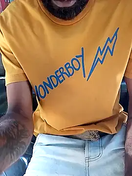 Snapshot of DulajThushara2468 chatting on January 2026 03:56:01 AM DulajThushara2468 online show from January 2026 03:56:01 AM