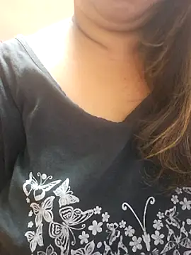 Snapshot of Ravina_patil1 chatting on February 2025 01:49:02 PM Ravina patil1 online show from February 2025 01:49:02 PM