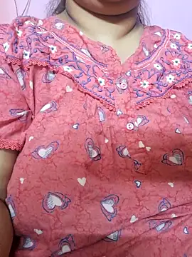 Snapshot of Ravina_patil1 chatting on March 2025 12:37:02 AM Ravina patil1 online show from March 2025 12:37:02 AM