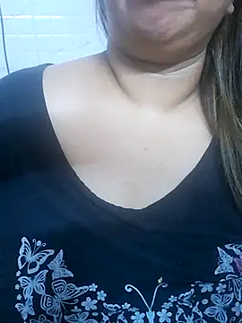 Snapshot of Ravina_patil1 chatting on March 2025 10:17:01 PM Ravina patil1 online show from March 2025 10:17:01 PM