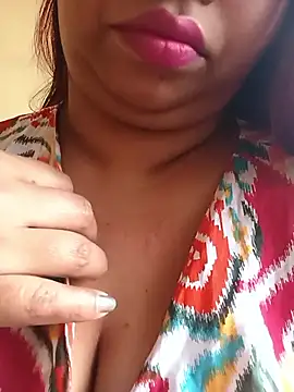 Snapshot of Ravina_patil1 chatting on January 2026 05:32:01 AM Ravina patil1 online show from January 2026 05:32:01 AM