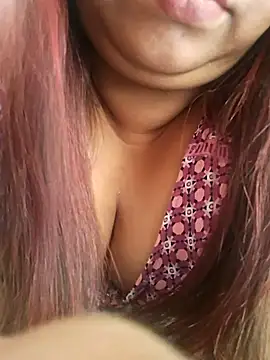 Snapshot of Ravina_patil1 chatting on February 2026 07:02:01 AM Ravina patil1 online show from February 2026 07:02:01 AM