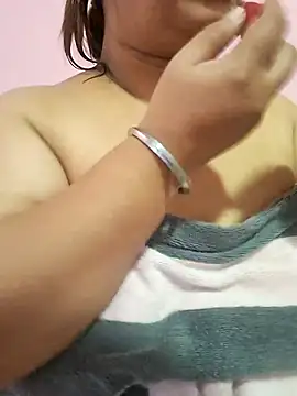 Snapshot of Ravina_patil1 chatting on June 2026 03:55:02 AM Ravina patil1 online show from June 2026 03:55:02 AM