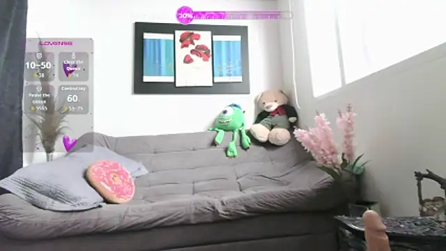 Melissa Daniiels online show from December 2025 07:31:01 PM