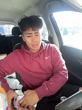 carlozxyz337 online show from December 2024 08:32:01 PM