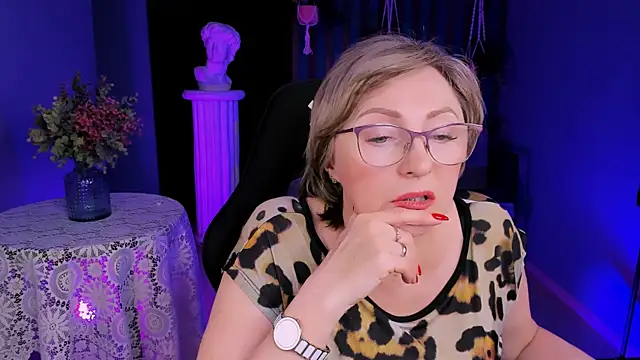 sugar vivien online show from January 2025 12:15:01 PM