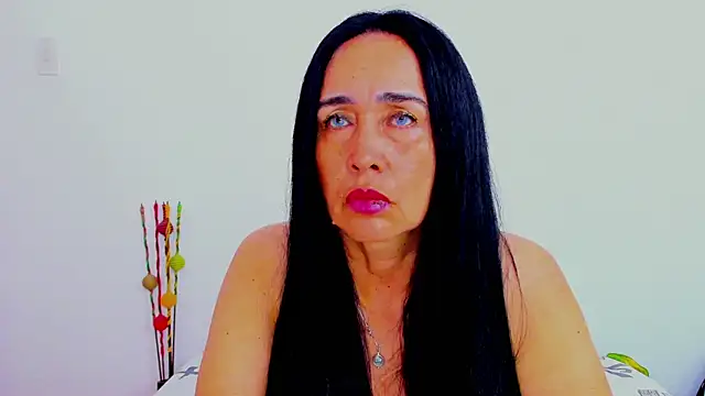 HorniestMilf online show from April 2026 08:39:01 PM