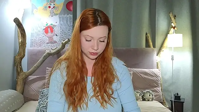 Snapshot of MileyMiller chatting on May 2026 02:56:01 PM MileyMiller online show from May 2026 02:56:01 PM