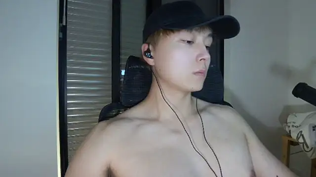 Tkcqcc online show from March 2025 03:37:02 PM