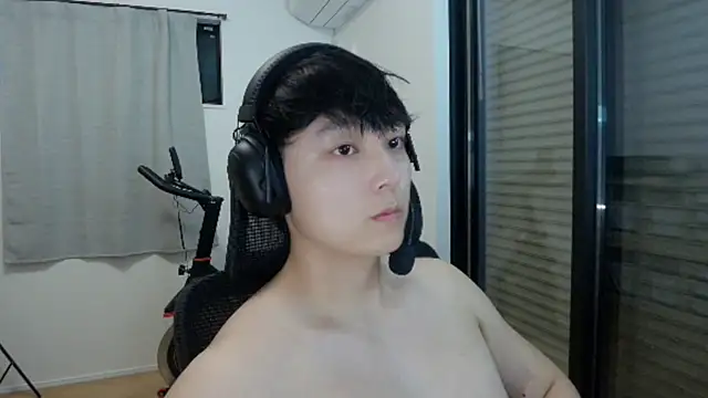 Tkcqcc online show from October 2025 01:42:02 PM