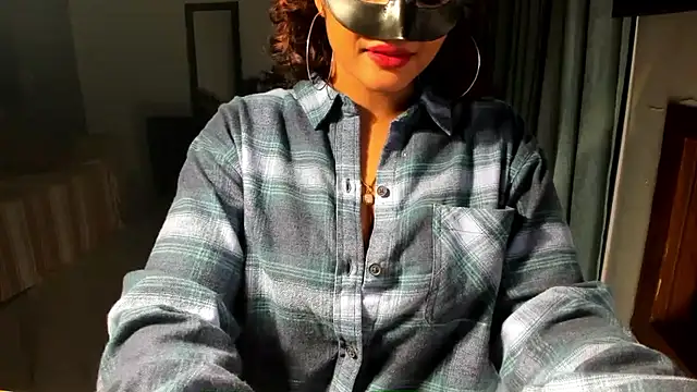 Snapshot of Bad_Girl_Kayra69 chatting on January 2026 06:33:02 PM Bad Girl Kayra69 online show from January 2026 06:33:02 PM