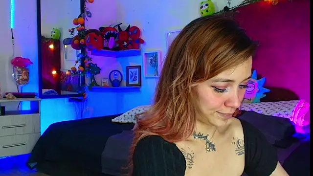 alisson zafiro  online show from January 2026 03:20:01 AM