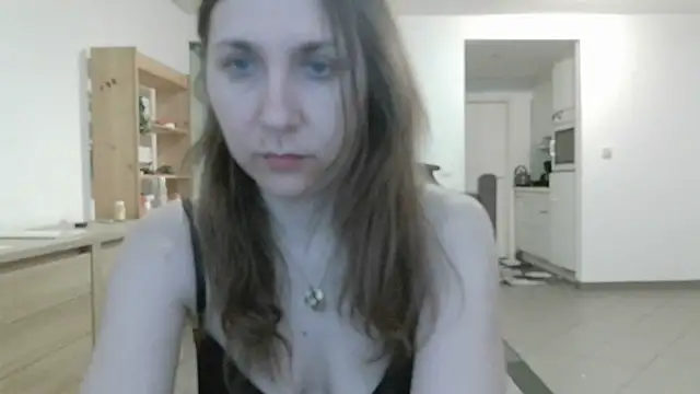 Snapshot of JasmineGlamour chatting on May 2026 04:09:02 AM JasmineGlamour online show from May 2026 04:09:02 AM
