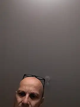 wedge75 online show from November 2025 06:06:02 PM