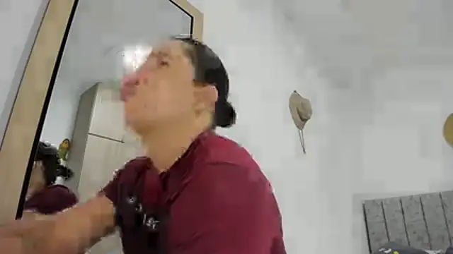 Valerioe online show from April 2026 12:50:01 PM