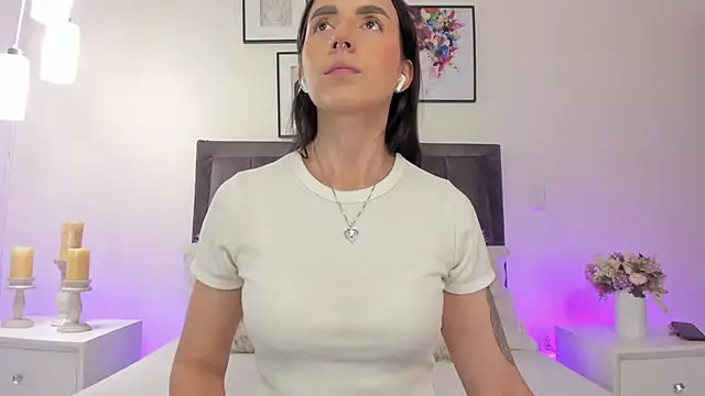 helen mooree online show from February 2026 12:37:01 PM