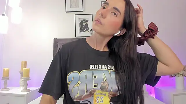 Snapshot of helen_mooree chatting on March 2026 01:23:02 PM helen mooree online show from March 2026 01:23:02 PM