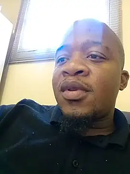 Snapshot of shotgunDee chatting on November 2025 02:06:02 PM shotgunDee online show from November 2025 02:06:02 PM