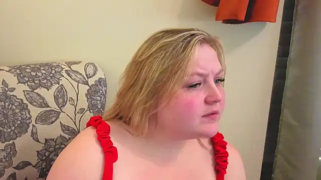 PhatAssBlond online show from April 2026 10:11:02 PM