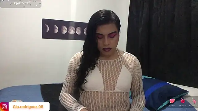 Ariana Rodriguez  online show from July 2026 10:34:01 PM