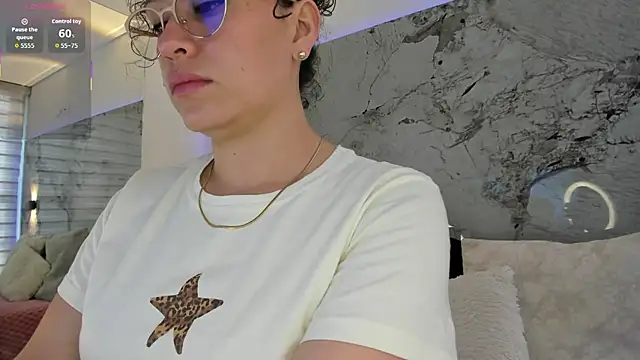 LIZ HOLMES online show from January 2026 12:10:02 PM