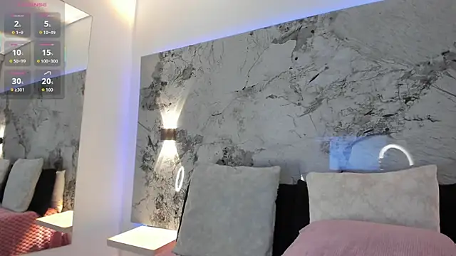 LIZ HOLMES online show from January 2026 10:08:02 AM