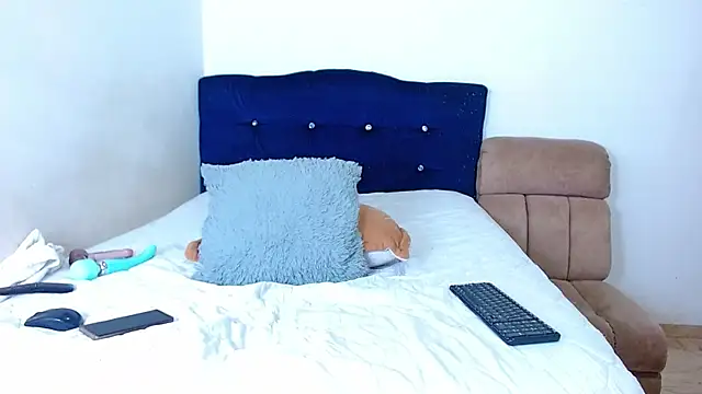 katarinademon online show from December 2025 08:38:01 PM