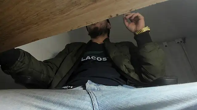 s sven03 online show from March 2025 03:23:02 AM