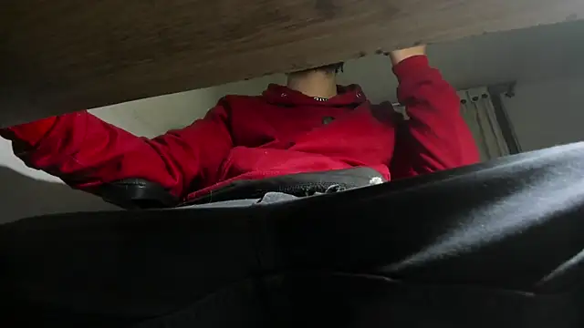 s sven03 online show from March 2025 04:46:01 AM