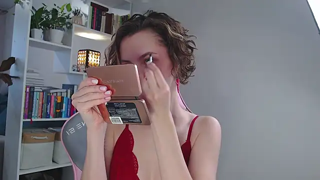 milly ross online show from December 2024 07:40:01 AM