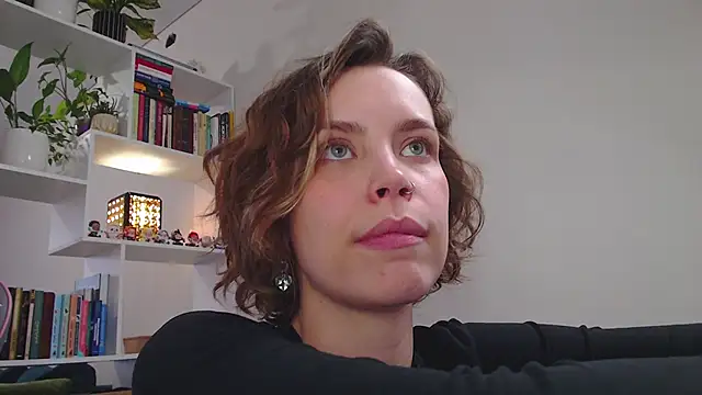 milly ross online show from February 2025 10:26:02 AM