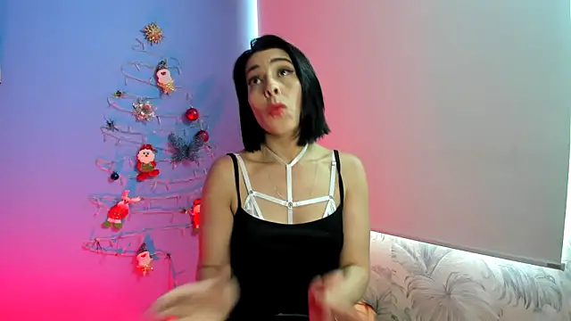 AdelleLennox cg online show from December 2024 02:37:01 PM