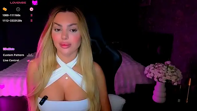 babyleilaa online show from April 2026 09:39:33 PM