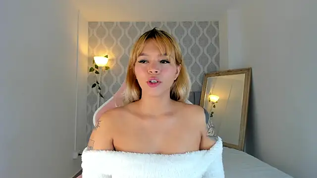 Adria ross online show from January 2025 12:21:01 PM