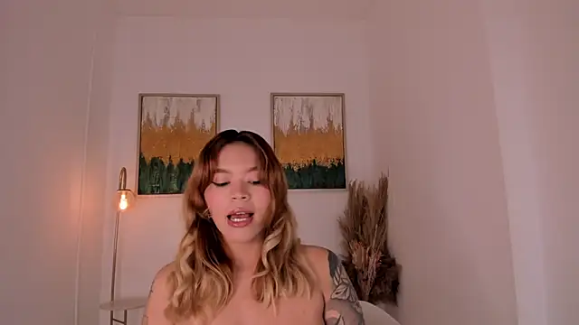 Snapshot of Adria_ross chatting on May 2026 12:14:02 PM Adria ross online show from May 2026 12:14:02 PM