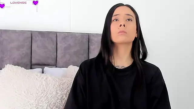 VeronicaTonu online show from March 2025 06:54:01 PM