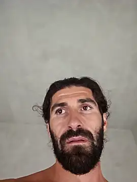 Snapshot of Mariusvidican chatting on September 2025 06:44:02 PM Mariusvidican online show from September 2025 06:44:02 PM