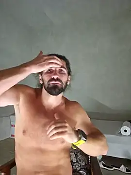 Snapshot of Mariusvidican chatting on October 2025 06:30:01 PM Mariusvidican online show from October 2025 06:30:01 PM